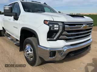 2024 Chevrolet Silverado 3500HD LT с VIN 1GC4YTEY4RF240866, выставлен на аукционе Copart как лот 85077284 с пробегом 6 933 миль миль и Списание • Salvage title. История ставок и продаж доступна на DreamBid. Изображение 1.