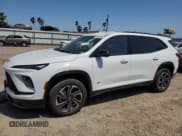 ✅ 2025 Buick Enclave Sport Touring • VIN: 5GAERBRS4SJ112780 • Lot: 52253085. Wystawiony na Copart z przebiegiem 4 719 mil. Bezpłatny archiwum sprzedaży aukcyjnych z USA i szczegółowy raport historii pojazdu na DreamBid. Zdjęcie 1.