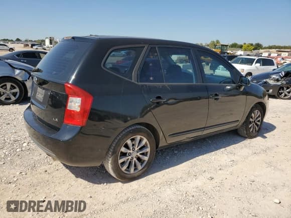 ✅ 2011 Kia Rondo LX • VIN: KNAHG8C82B7346797 • Lot: 74682894. Wystawiony na Copart z przebiegiem 168 694 mil. Bezpłatny archiwum sprzedaży aukcyjnych z USA i szczegółowy raport historii pojazdu na DreamBid. Zdjęcie 3.