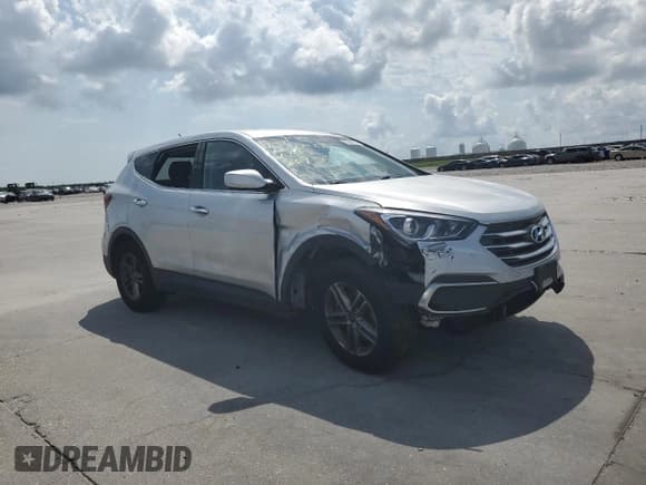 ✅ 2018 Hyundai Santa Fe 2.4L • VIN: 5XYZT3LB9JG545770 • Лот: 57638114. Опубликован ранее на Copart с пробегом Не указан. Бесплатный доступ к архиву аукционных продаж из США и подробный отчёт об истории автомобиля на DreamBid. Изображение 4.