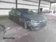 2025 Toyota Camry LE z VIN 4T1DAACK3SU168935, wystawiony jako IAAI lot #43426255 z przebiegiem 8 829 mil mil oraz . Historia ofert i sprzedaży dostępna na DreamBid. Obrazek 1.