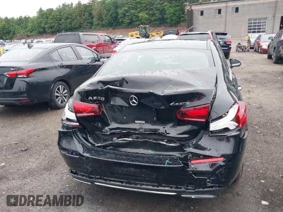 ✅ 2020 Mercedes-Benz A 220 • VIN: WDD3G4FB5LW038971 • Lot: 42530860. Wystawiony na IAAI z przebiegiem 66 405 mil. Bezpłatny archiwum sprzedaży aukcyjnych z USA i szczegółowy raport historii pojazdu na DreamBid. Zdjęcie 16.