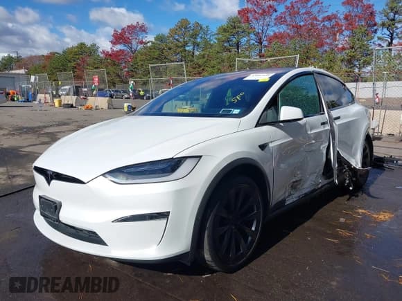 ✅ 2023 Tesla Model X Plaid • VIN: 7SAXCBE69PF376161 • Lot: 43607646. Wystawiony na IAAI z przebiegiem 15 929 mil. Bezpłatny archiwum sprzedaży aukcyjnych z USA i szczegółowy raport historii pojazdu na DreamBid. Zdjęcie 19.