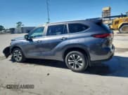 ✅ 2023 Toyota Highlander XSE • VIN: 5TDKDRAH3PS002936 • Lot: 86268745. Wystawiony na Copart z przebiegiem 58 887 mil. Bezpłatny archiwum sprzedaży aukcyjnych z USA i szczegółowy raport historii pojazdu na DreamBid. Zdjęcie 2.