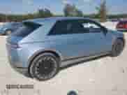 2023 Hyundai Ioniq 5 Limited z VIN KM8KRDAF1PU193475, wystawiony jako Copart lot #77376354 z przebiegiem 17 073 mil mil oraz Szkoda całkowita • Salvage title. Historia ofert i sprzedaży dostępna na DreamBid. Obrazek 3.