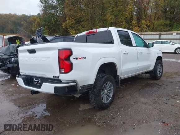 ✅ 2026 Chevrolet Colorado 4WD LT • VIN: 1GCPTCEK4T1106550 • Лот: 43528495. Опубликован ранее на IAAI с пробегом 4 667 миль. Бесплатный доступ к архиву аукционных продаж из США и подробный отчёт об истории автомобиля на DreamBid. Изображение 4.