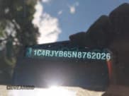 ✅ 2022 Jeep Grand Cherokee • VIN: 1C4RJYB65N8762026 • Lot: 43159657. Listed on IAAI with Not provided. Free auction sales archive from the USA and detailed vehicle history report at DreamBid. Image 9.