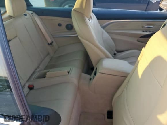 ✅ 2016 BMW 4 Series 428i • VIN: WBA3V7C54G5A27018 • Lot: 84462085. Listed on Copart with 103,154 mi. Free auction sales archive from the USA and detailed vehicle history report at DreamBid. Image 10.