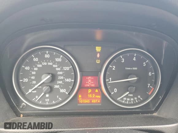 ✅ 2011 BMW 3 Series 328i • VIN: WBAPH5G58BNM74089 • Лот: 93267455. Опубликован ранее на Copart с пробегом 101 545 миль. Бесплатный доступ к архиву аукционных продаж из США и подробный отчёт об истории автомобиля на DreamBid. Изображение 9.