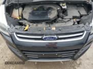 ✅ 2016 Ford Escape Titanium • VIN: 1FMCU0J93GUB37009 • Lot: 70944035. Wystawiony na Copart z przebiegiem 96 360 mil. Bezpłatny archiwum sprzedaży aukcyjnych z USA i szczegółowy raport historii pojazdu na DreamBid. Zdjęcie 12.