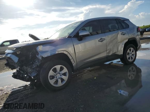 ✅ 2025 Toyota RAV4 LE • VIN: 2T3K1RFV9SC318874 • Lot: 82155295. Wystawiony na Copart z przebiegiem 13 051 mil. Bezpłatny archiwum sprzedaży aukcyjnych z USA i szczegółowy raport historii pojazdu na DreamBid. Zdjęcie 1.