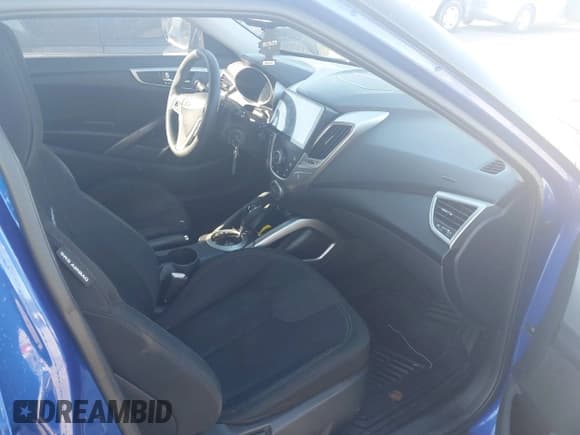 ✅ 2012 Hyundai Veloster w/Gray Int • VIN: KMHTC6AD3CU049985 • Lot: 43669120. Listed on IAAI with 179,505 mi. Free auction sales archive from the USA and detailed vehicle history report at DreamBid. Image 5.