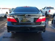 ✅ 2010 Lexus LS 460 • VIN: JTHBL5EF8A5098482 • Лот: 43769363. Опубликован ранее на IAAI с пробегом 159 600 миль. Бесплатный доступ к архиву аукционных продаж из США и подробный отчёт об истории автомобиля на DreamBid. Изображение 17.