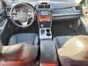 2012 Toyota Camry SE Sport Limited Edition z VIN 4T1BF1FK7CU202820, wystawiony jako Copart lot #82350855 z przebiegiem 83 389 mil mil oraz Szkoda całkowita • Salvage title. Historia ofert i sprzedaży dostępna na DreamBid. Obrazek 8.