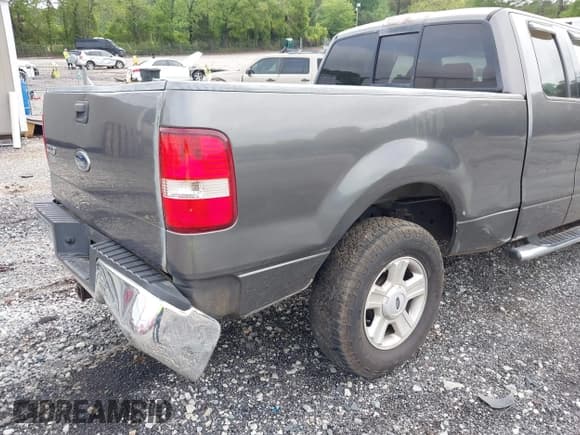 ✅ 2004 Ford F-150 XL • VIN: 1FTPX12584FA25692 • Lot: 42124575. Listed on IAAI with 171,447 mi. Free auction sales archive from the USA and detailed vehicle history report at DreamBid. Image 6.