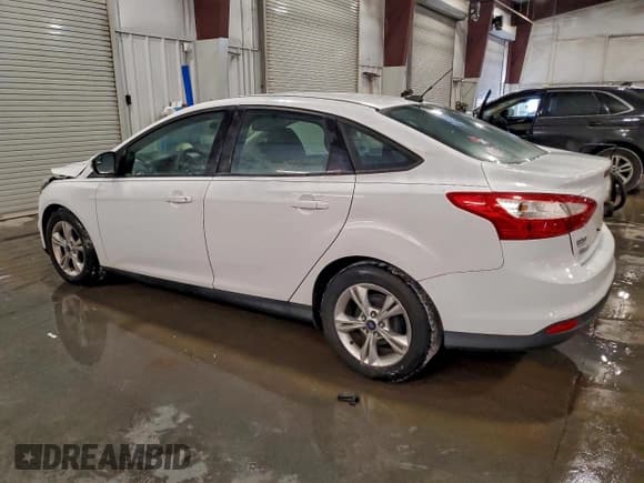 ✅ 2013 Ford Focus SE • VIN: 1FADP3F2XDL231392 • Lot: 95019695. Wystawiony na Copart z przebiegiem 121 949 mil. Bezpłatny archiwum sprzedaży aukcyjnych z USA i szczegółowy raport historii pojazdu na DreamBid. Zdjęcie 2.
