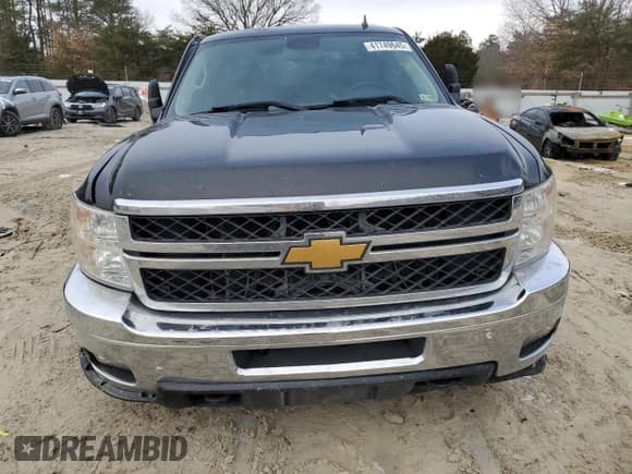 ✅ 2013 Chevrolet Silverado 2500HD LTZ • VIN: 1GC1KYEG9DF244641 • Lot: 41749645. Listed on Copart with 154,544 mi. Free auction sales archive from the USA and detailed vehicle history report at DreamBid. Image 5.
