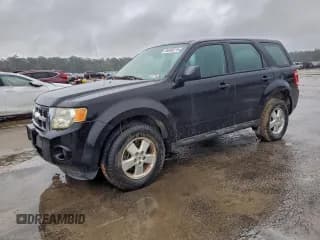 ✅ 2011 Ford Escape XLS • VIN: 1FMCU0C71BKB21388 • Лот: 95890375. Опубликован ранее на Copart с пробегом Не указан. Бесплатный доступ к архиву аукционных продаж из США и подробный отчёт об истории автомобиля на DreamBid. Изображение 1.