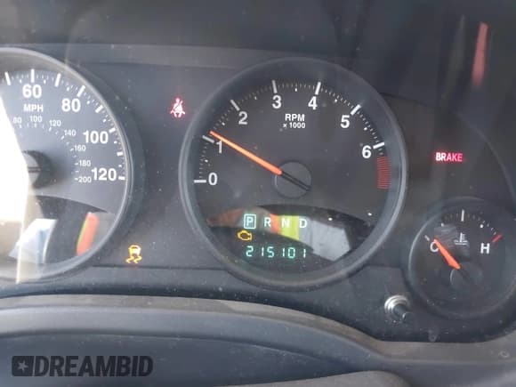 ✅ 2010 Jeep Patriot Sport • VIN: 1J4NT2GA3AD639727 • Lot: 42517340. Listed on IAAI with 215,101 mi. Free auction sales archive from the USA and detailed vehicle history report at DreamBid. Image 7.