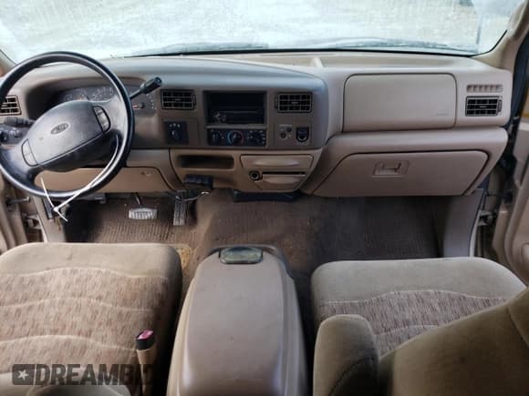 ✅ 1999 Ford F-250 XL • VIN: 1FTNX21S7XED11662 • Lot: 62318795. Wystawiony na Copart z przebiegiem 138 819 mil. Bezpłatny archiwum sprzedaży aukcyjnych z USA i szczegółowy raport historii pojazdu na DreamBid. Zdjęcie 8.