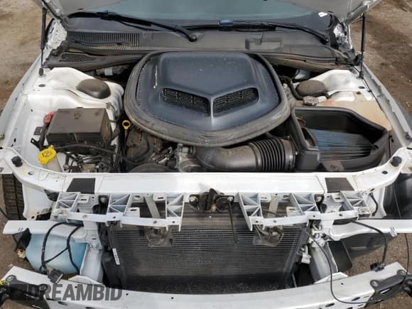 ✅ 2018 Dodge Challenger R/T Plus Shaker • VIN: 2C3CDZBT2JH251925 • Lot: 71753494. Listed on Copart with 77,924 mi. Free auction sales archive from the USA and detailed vehicle history report at DreamBid. Image 12.