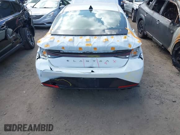 2022 Hyundai Elantra N Line с VIN KMHLR4AF1NU230865, выставлен на аукционе IAAI как лот 43202586 с пробегом 73 800 миль миль и . История ставок и продаж доступна на DreamBid. Изображение 6.