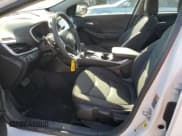 ✅ 2018 Chevrolet Volt LT • VIN: 1G1RC6S5XJU111605 • Lot: 81420663. Wystawiony na Copart z przebiegiem 44 725 mil. Bezpłatny archiwum sprzedaży aukcyjnych z USA i szczegółowy raport historii pojazdu na DreamBid. Zdjęcie 7.