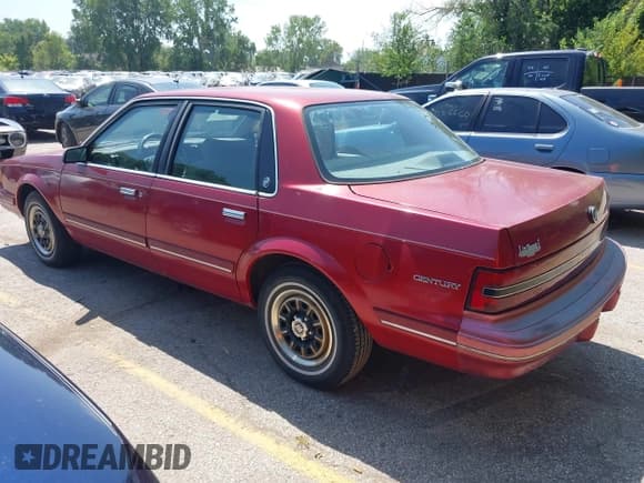 ✅ 1993 Buick Century Special • VIN: 3G4AG55N7PS612518 • Lot: 43016298. Listed on IAAI with 139,308 mi. Free auction sales archive from the USA and detailed vehicle history report at DreamBid. Image 3.