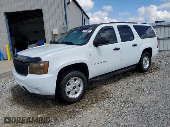 ✅ 2007 Chevrolet Suburban LS • VIN: 3GNFK16377G267838 • Lot: 69980735. Wystawiony na Copart z przebiegiem 180 255 mil. Bezpłatny archiwum sprzedaży aukcyjnych z USA i szczegółowy raport historii pojazdu na DreamBid. Zdjęcie 1.