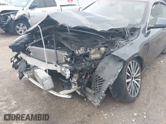 ✅ 2021 BMW 2 Series 228i • VIN: WBA53AK06M7H52167 • Lot: 41614382. Wystawiony na IAAI z przebiegiem 59 646 mil. Bezpłatny archiwum sprzedaży aukcyjnych z USA i szczegółowy raport historii pojazdu na DreamBid. Zdjęcie 6.