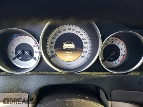 ✅ 2012 Mercedes-Benz C 300 Sport • VIN: WDDGF8BB3CA648642 • Lot: 41773525. Listed on Copart with 176,053 mi. Free auction sales archive from the USA and detailed vehicle history report at DreamBid. Image 9.