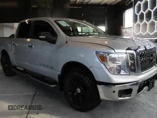 ✅ 2018 Nissan Titan Pro-4X • VIN: 1N6AA1E59JN542727 • Lot: 89550575. Wystawiony na Copart z przebiegiem 30 746 mil. Bezpłatny archiwum sprzedaży aukcyjnych z USA i szczegółowy raport historii pojazdu na DreamBid. Zdjęcie 1.