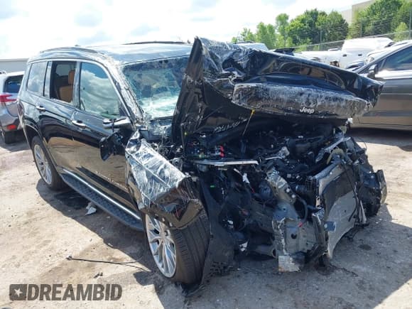 ✅ 2024 Jeep Grand Cherokee Summit • VIN: 1C4RJKEG6R8621036 • Lot: 42683809. Listed on IAAI with Not provided. Free auction sales archive from the USA and detailed vehicle history report at DreamBid. Image 1.