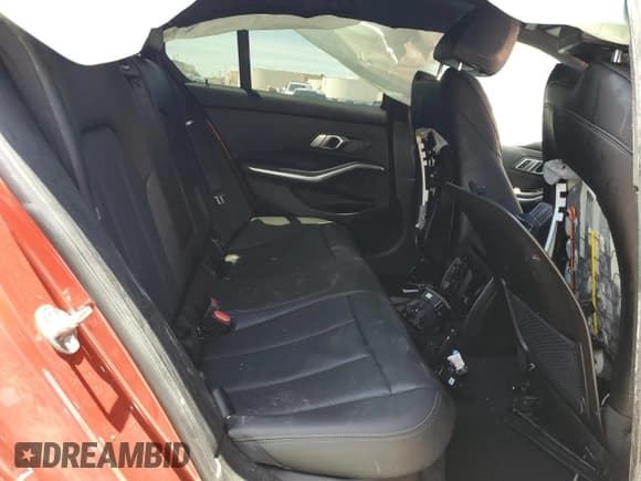 ✅ 2022 BMW 3 Series 330i • VIN: 3MW5R1J02N8C29094 • Лот: 56793455. Опубликован ранее на Copart с пробегом Не указан. Бесплатный доступ к архиву аукционных продаж из США и подробный отчёт об истории автомобиля на DreamBid. Изображение 10.