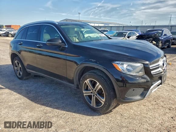 ✅ 2019 Mercedes-Benz GLC 300 • VIN: WDC0G4JB2KV187602 • Lot: 81802315. Listed on Copart with 68,774 mi. Free auction sales archive from the USA and detailed vehicle history report at DreamBid. Image 4.