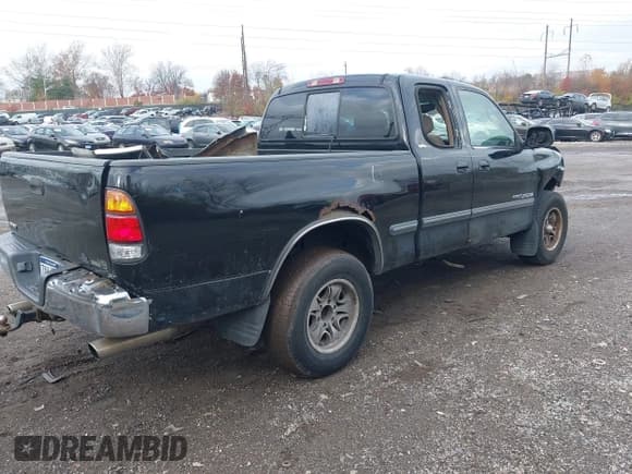 ✅ 2001 Toyota Tundra SR5 • VIN: 5TBRT34161S130651 • Лот: 43814233. Опубликован ранее на IAAI с пробегом Не указан. Бесплатный доступ к архиву аукционных продаж из США и подробный отчёт об истории автомобиля на DreamBid. Изображение 4.