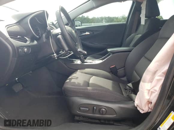 2024 Chevrolet Malibu RS with VIN 1G1ZG5ST4RF158383, listed as a Copart auction lot 69997795 with 33,081 mi miles and Salvage title. Bid and sale history available at DreamBid. Image 7.