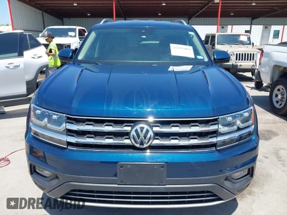 ✅ 2018 Volkswagen Atlas SE • VIN: 1V2LR2CAXJC558200 • Lot: 42297089. Listed on IAAI with 95,366 mi. Free auction sales archive from the USA and detailed vehicle history report at DreamBid. Image 13.