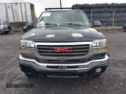 ✅ 2005 GMC Sierra 2500HD SLT • VIN: 1GTHK23U75F866001 • Lot: 43580716. Listed on IAAI with 262,646 mi. Free auction sales archive from the USA and detailed vehicle history report at DreamBid. Image 12.