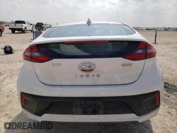 ✅ 2018 Hyundai Ioniq Limited • VIN: KMHC05LC3JU072526 • Lot: 51673065. Wystawiony na Copart z przebiegiem 40 315 mil. Bezpłatny archiwum sprzedaży aukcyjnych z USA i szczegółowy raport historii pojazdu na DreamBid. Zdjęcie 6.