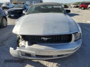 ✅ 2005 Ford Mustang Deluxe • VIN: 1ZVFT84N255259778 • Lot: 86085855. Listed on Copart with 201,220 mi. Free auction sales archive from the USA and detailed vehicle history report at DreamBid. Image 5.