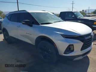 2021 Chevrolet Blazer LT z VIN 3GNKBCR41MS541610, wystawiony jako IAAI lot #42578857 z przebiegiem 53 890 mil mil oraz . Historia ofert i sprzedaży dostępna na DreamBid. Obrazek 1.