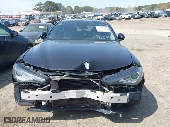 ✅ 2018 Alfa Romeo Giulia • VIN: ZARFAEBN7J7580536 • Lot: 41883289. Listed on IAAI with 87,776 mi. Free auction sales archive from the USA and detailed vehicle history report at DreamBid. Image 11.