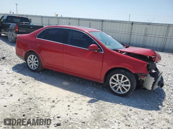 ✅ 2010 Volkswagen Jetta SE • VIN: 3VWRX7AJ8AM008426 • Lot: 58332245. Listed on Copart with 164,598 mi. Free auction sales archive from the USA and detailed vehicle history report at DreamBid. Image 4.