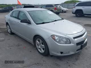 2012 Chevrolet Malibu 1FL z VIN 1G1ZA5EU6CF340793, wystawiony jako IAAI lot #42616476 z przebiegiem 123 564 mil mil oraz . Historia ofert i sprzedaży dostępna na DreamBid. Obrazek 1.