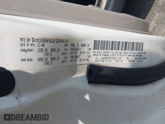 ✅ 2007 Jeep Commander Limited • VIN: 1J8HG58P07C573415 • Lot: 42570026. Listed on IAAI with 261,335 mi. Free auction sales archive from the USA and detailed vehicle history report at DreamBid. Image 9.