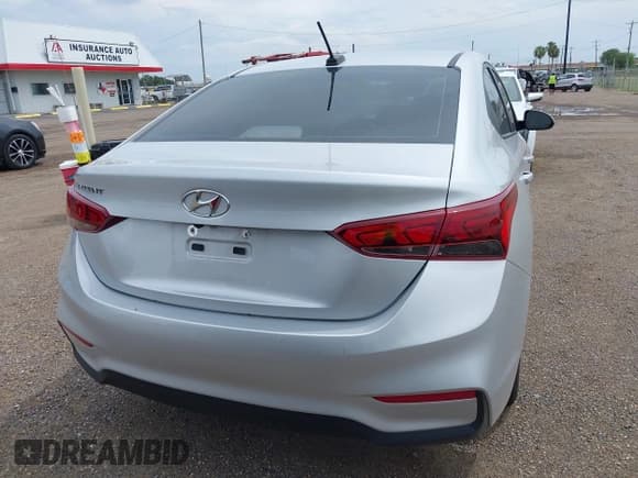 ✅ 2022 Hyundai Accent SEL • VIN: 3KPC24A65NE164327 • Лот: 43015687. Опубликован ранее на IAAI с пробегом 20 933 миль. Бесплатный доступ к архиву аукционных продаж из США и подробный отчёт об истории автомобиля на DreamBid. Изображение 16.