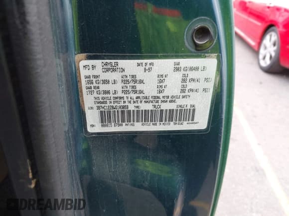 ✅ 1998 Dodge 1500 • VIN: 3B7HC12Z8WG103859 • Lot: 43722592. Wystawiony na IAAI z przebiegiem Nie podano. Bezpłatny archiwum sprzedaży aukcyjnych z USA i szczegółowy raport historii pojazdu na DreamBid. Zdjęcie 9.