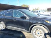 ✅ 2020 Ford Escape SE • VIN: 1FMCU0G64LUA46953 • Lot: 43644623. Wystawiony na IAAI z przebiegiem 110 131 mil. Bezpłatny archiwum sprzedaży aukcyjnych z USA i szczegółowy raport historii pojazdu na DreamBid. Zdjęcie 13.