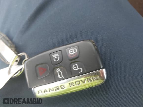 ✅ 2013 Land Rover Range Rover Evoque Pure Premium • VIN: SALVR2BG5DH847016 • Лот: 41653807. Опубликован ранее на IAAI с пробегом 168 007 миль. Бесплатный доступ к архиву аукционных продаж из США и подробный отчёт об истории автомобиля на DreamBid. Изображение 11.